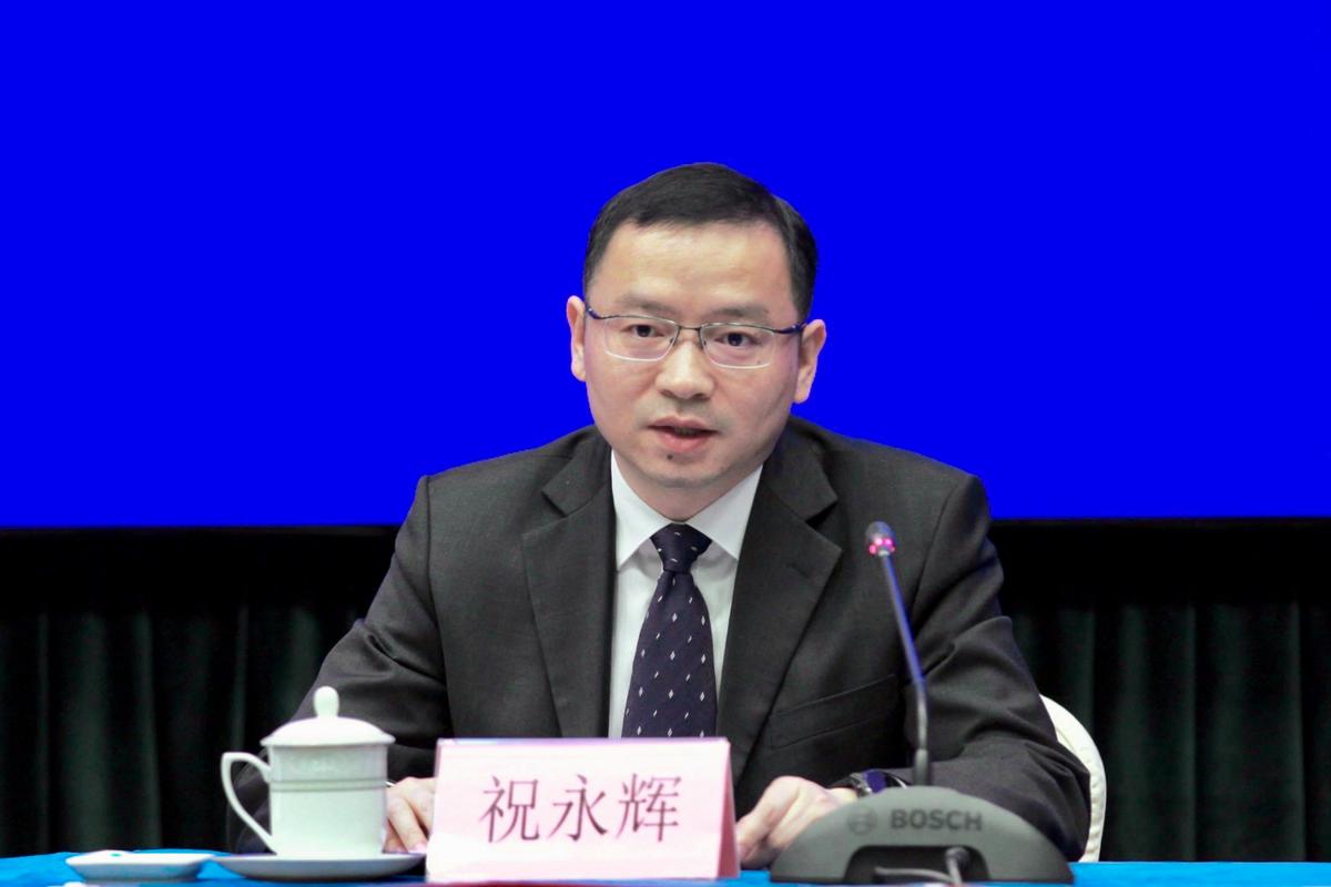 2月21日,广东省大湾区办专职副主任祝永辉在中国侨商投资